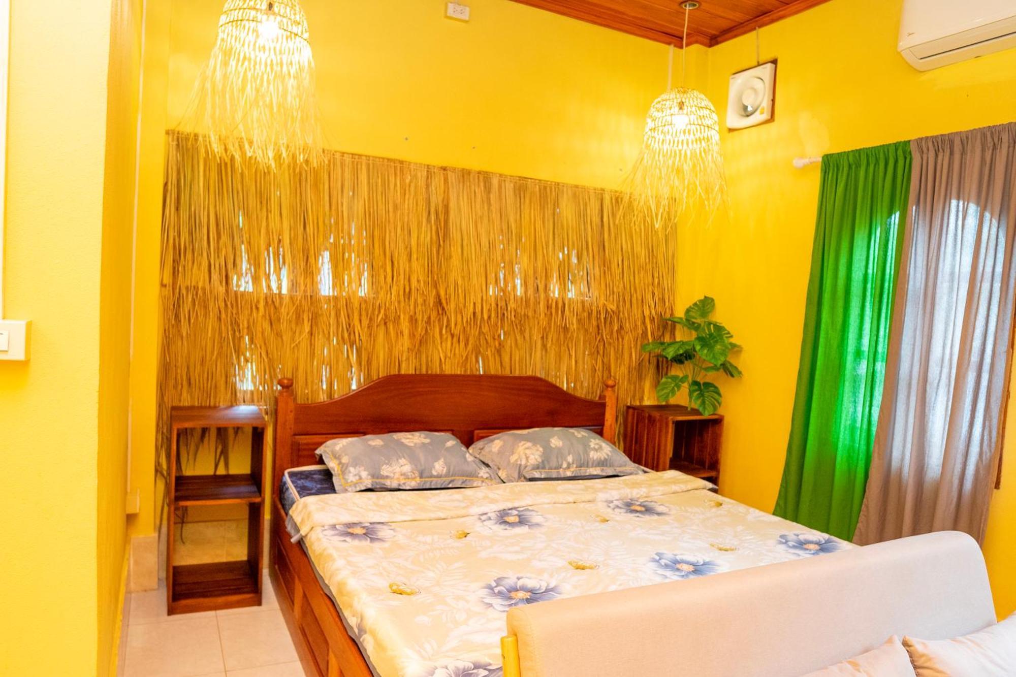 La Casa Nostra Hostel Luang Prabang Exterior photo